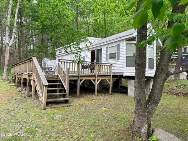 E15 Roughrider Run, Covington Twp, PA 18424