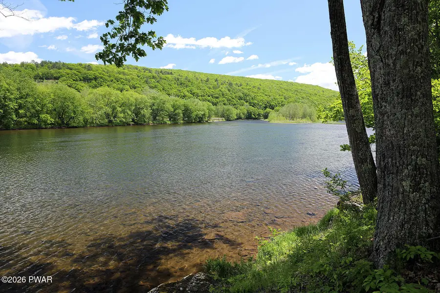 2517 River Road #Plus extra Lot, Damascus, PA 18415 - #2