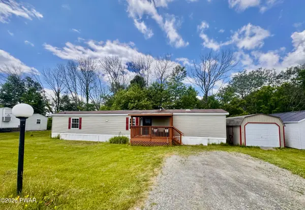 127 Buckingham Heights, Moscow, PA 18444