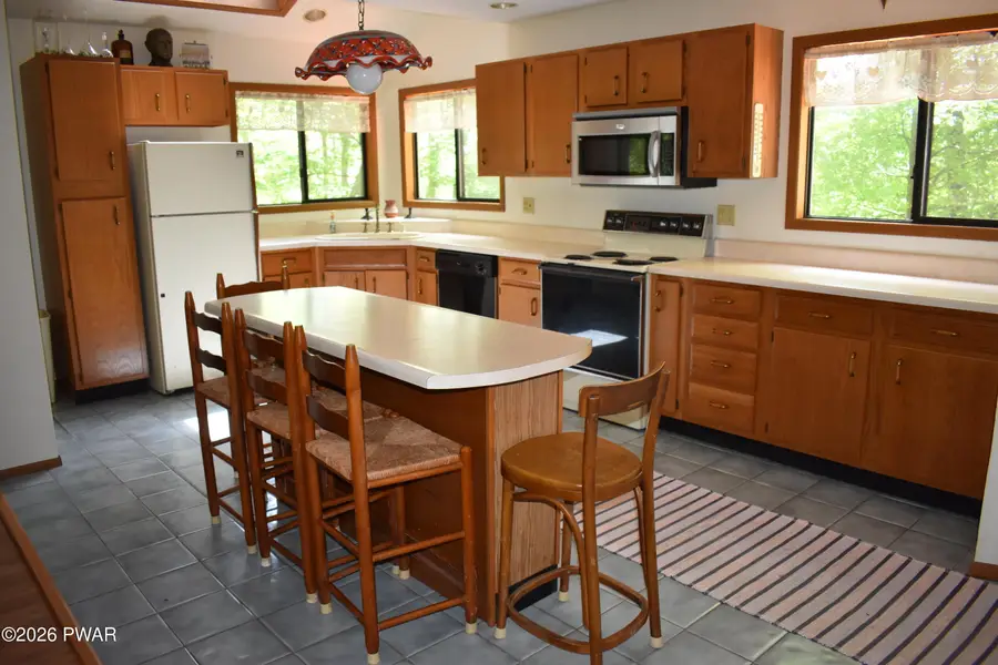 125 Canterbrook Drive, Hawley, PA 18428 - #3
