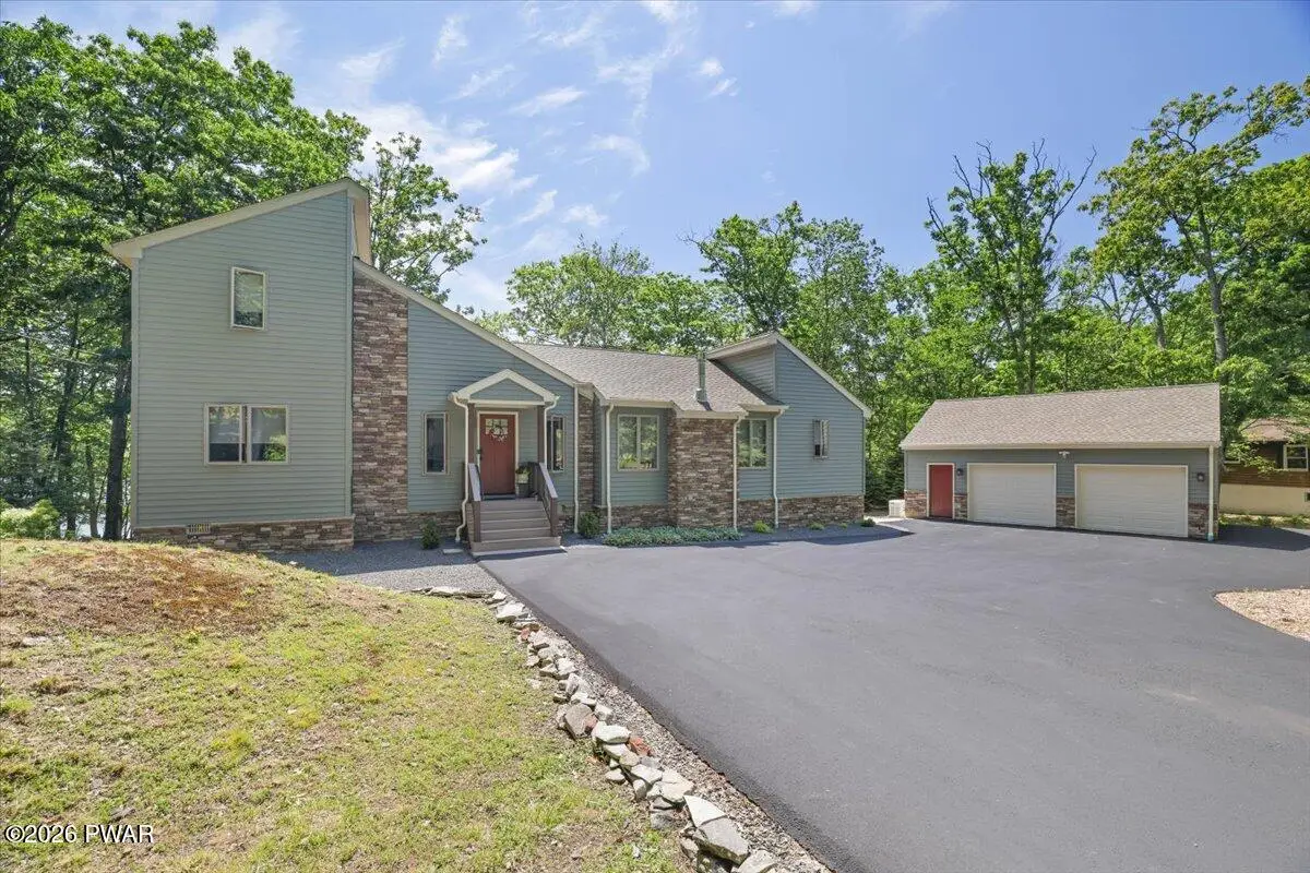 2350 Eagle Path, Bushkill, PA 18324 - #1
