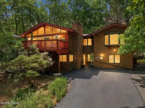 106 Lincoln Drive, Lords Valley, PA 18428