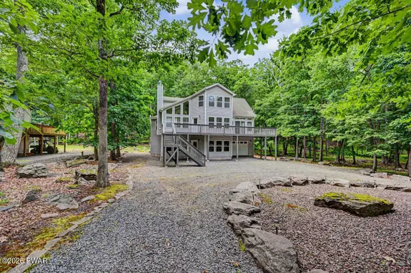 149 Rainbow Drive, Lackawaxen, PA 18435