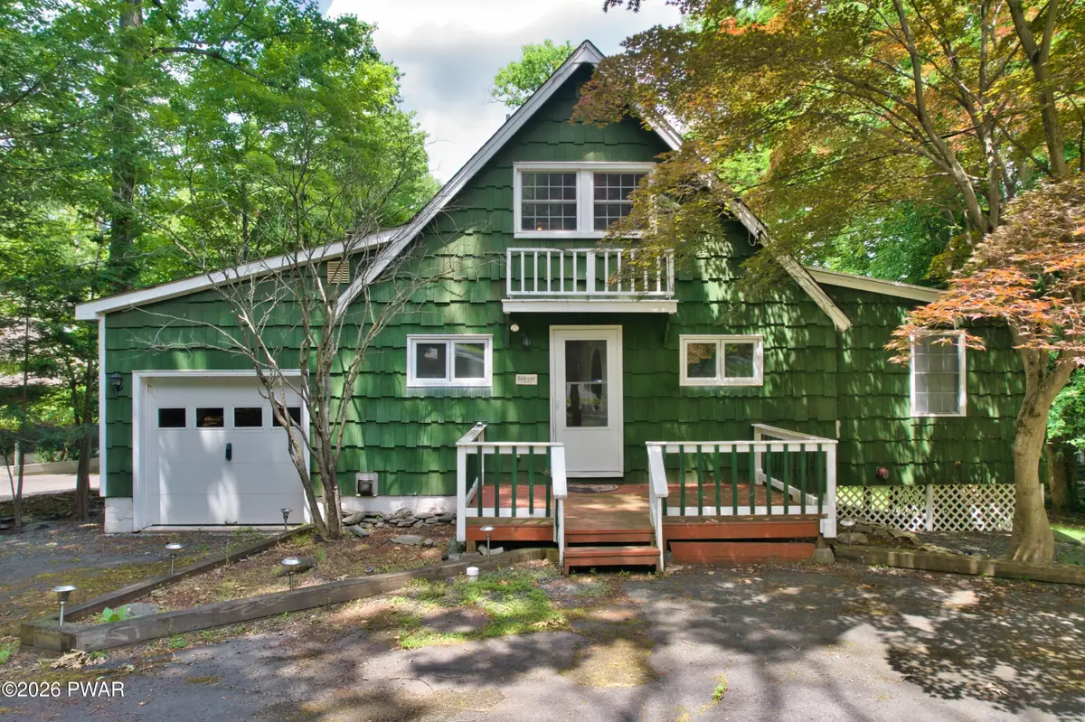 153 Mountain Lake Drive, Dingmans Ferry, PA 18328 - #1