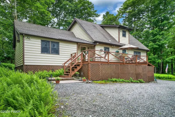 112 Forest Lane, Greentown, PA 18426