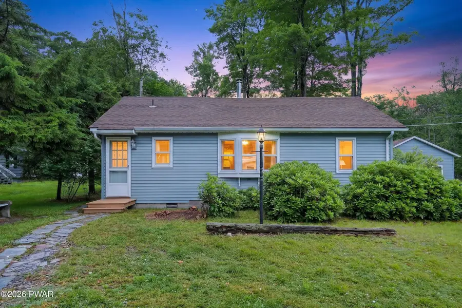 102 Flos Mar Drive, Greentown, PA 18426 - #2