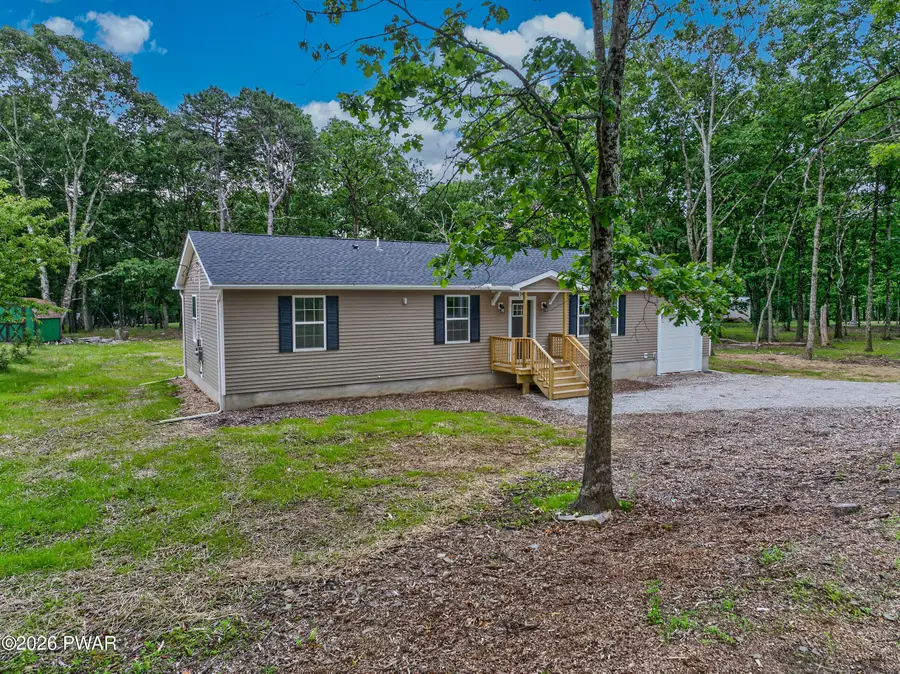 515 Hummingbird Court, Bushkill, PA 18324 - #3