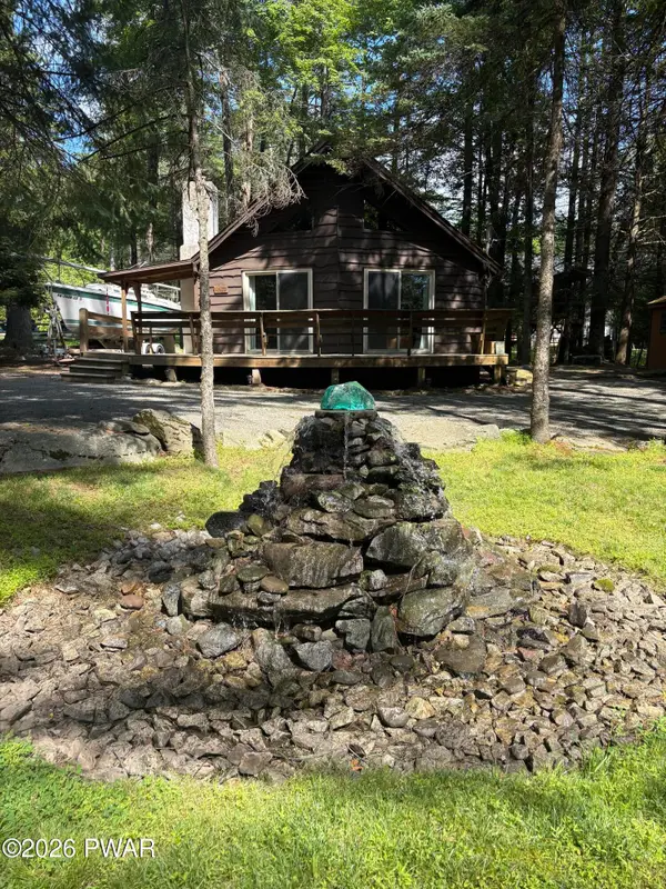 344 Forest Drive, Lakeville, PA 18438