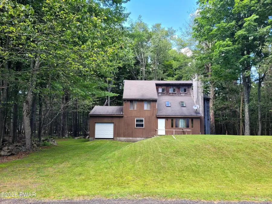 1040 Bear Drive, Newfoundland, PA 18445 - #2