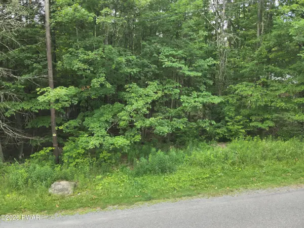 3642 Hidden Lake Drive, Lake Ariel, PA 18436