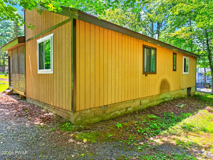 521 Cedarwood Terrace, Hamlin, PA 18427 - #3