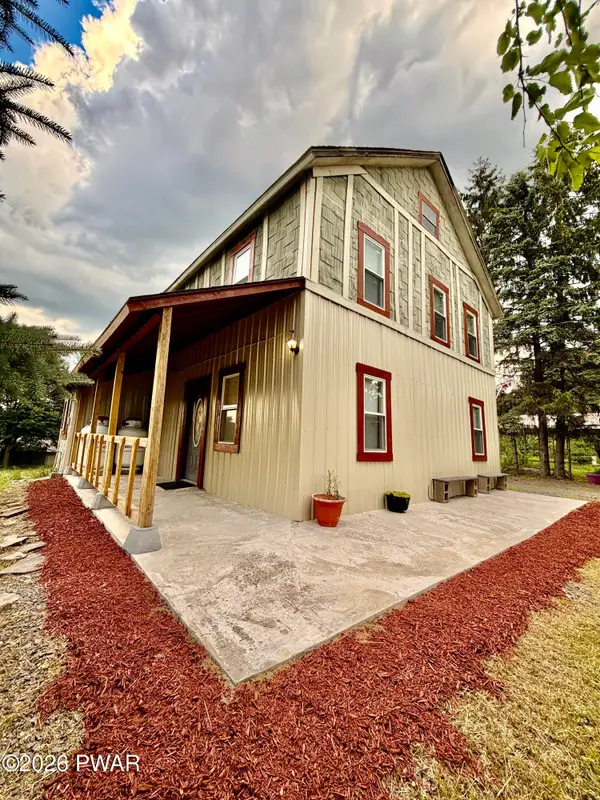 1443 Hamlin Highway, Lake Ariel, PA 18436