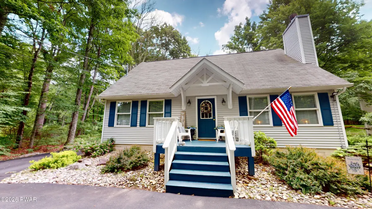 117 Lone Pine Bay, Lords Valley, PA 18428 - #1