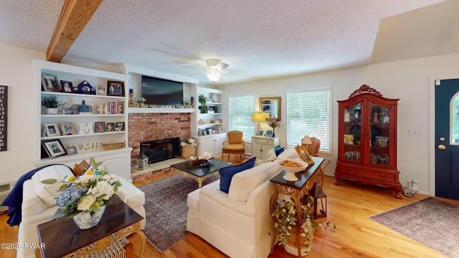 117 Lone Pine Bay, Lords Valley, PA 18428 - #2