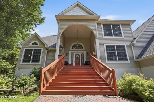 111 Mill Ridge, Milford, PA 18337