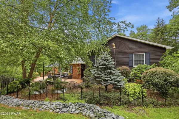 212 Spring Hill Road, Honesdale, PA 18431