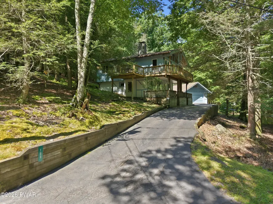 103 N Redwood Drive, Greentown, PA 18426 - #2