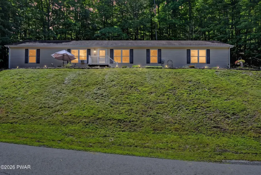 1416 Overlook Avenue, Honesdale, PA 18431 - #2
