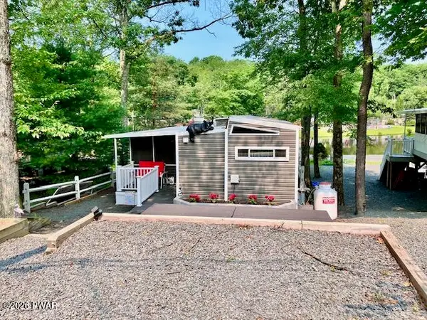142 Holly Drive, Milford, PA 18337