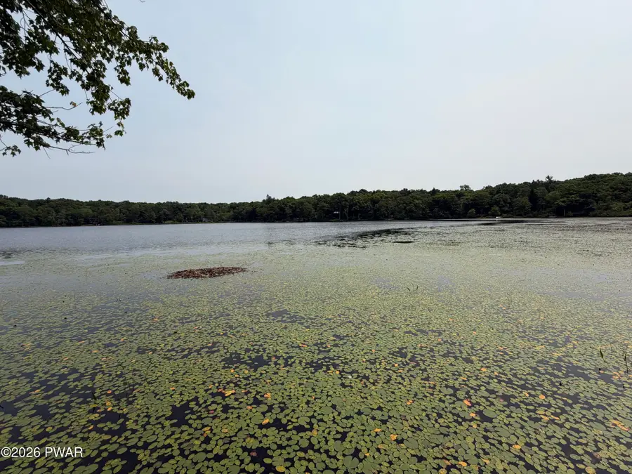 142 Lake Minisink Road W, Dingmans Ferry, PA 18328 - #2