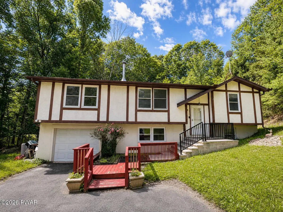 234 Footprint Road, East Stroudsburg, PA 18302 - #1