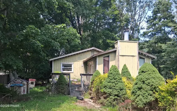 153 Skyview Road, Dingmans Ferry, PA 18328