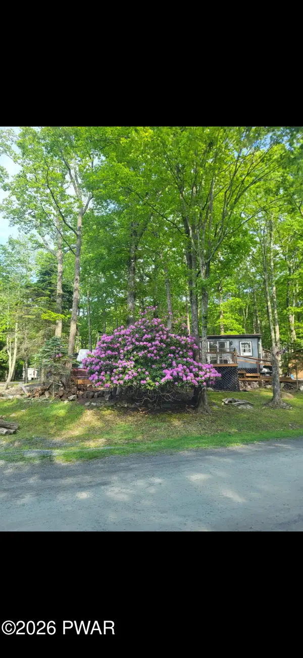 1002 Meghan Lane, Milford, PA 18337
