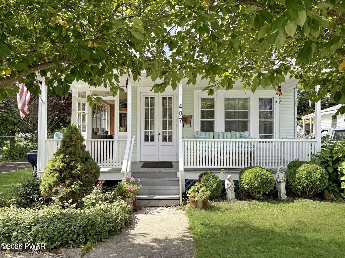 407 Avenue L, Matamoras, PA 18336 - #1