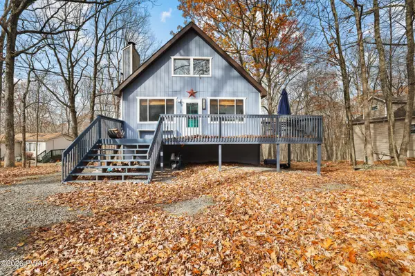 113 Pebble Rock Road, Lackawaxen, PA 18435