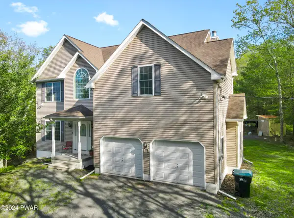 100 Teak Lane, Dingmans Ferry, PA 18328
