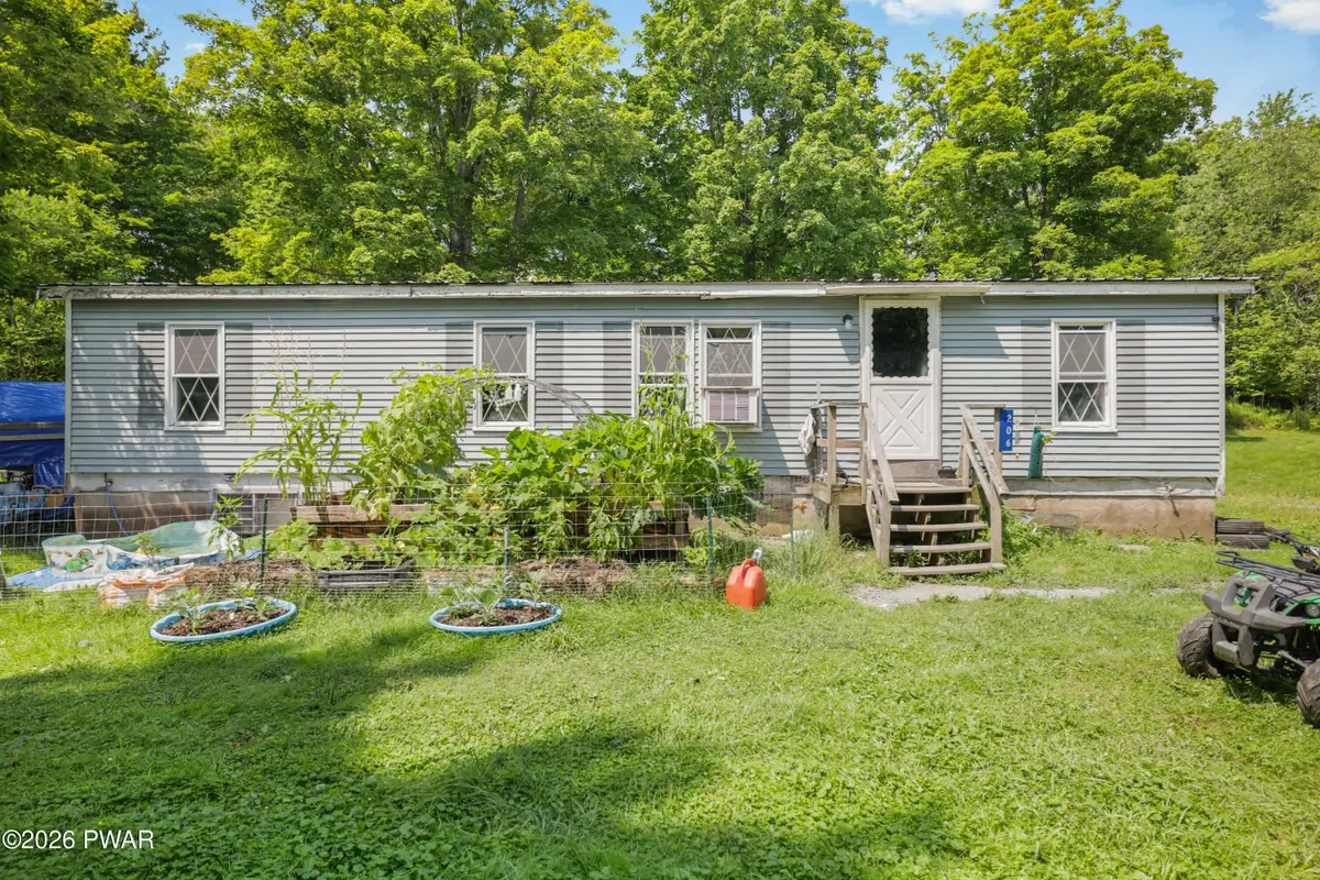 206 Old Schoolhouse Road, Greentown, PA 18426 - #1