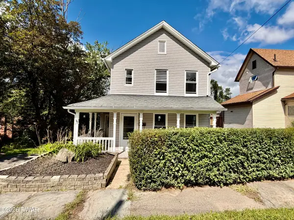 53 Grove Street, Carbondale, PA 18407