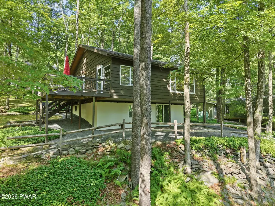 112 N Maple Lane, Greentown, PA 18426 - #2