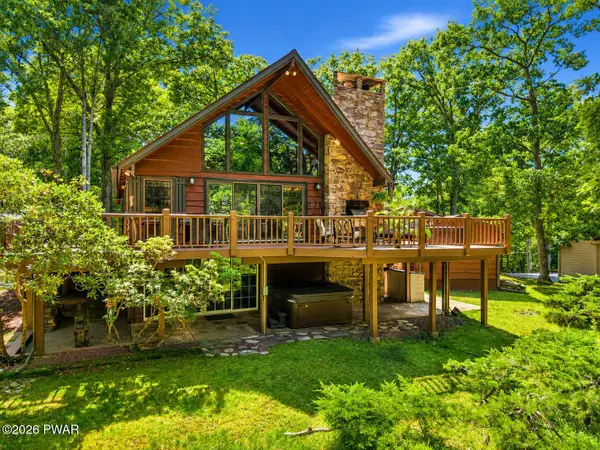 233 Indian Drive, Greentown, PA 18426