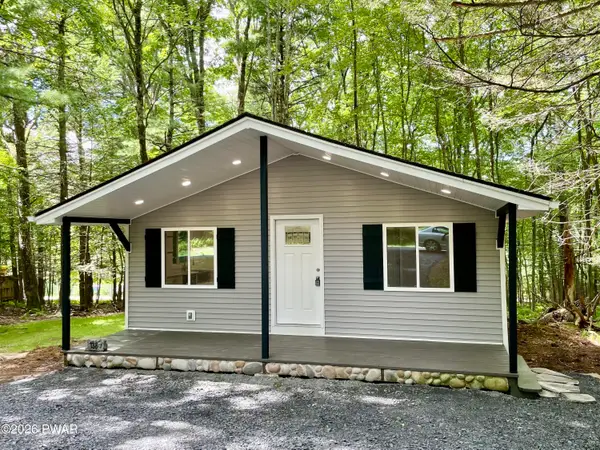 138 S Nichecronk Road, Dingmans Ferry, PA 18328