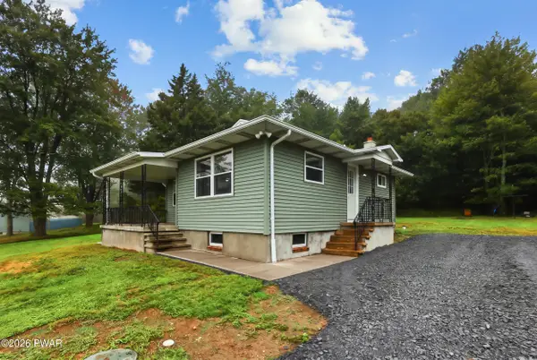 1198 W Mountain Lake Drive, Bear Creek, PA 18702