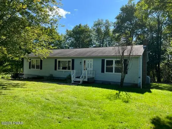 6 Tall Trees Lane, Beach Lake, PA 18405