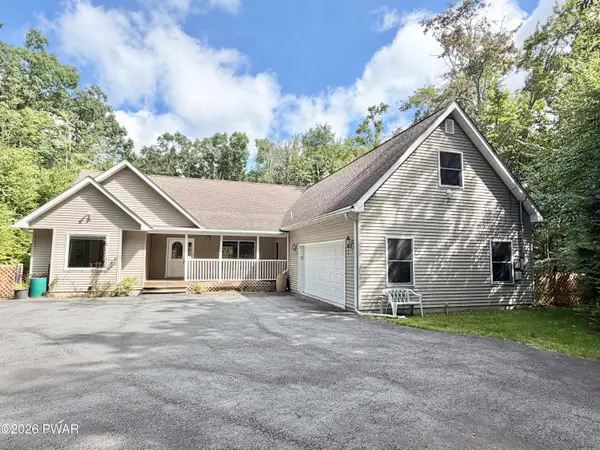 809 Maple Leaf Court, Lords Valley, PA 18428