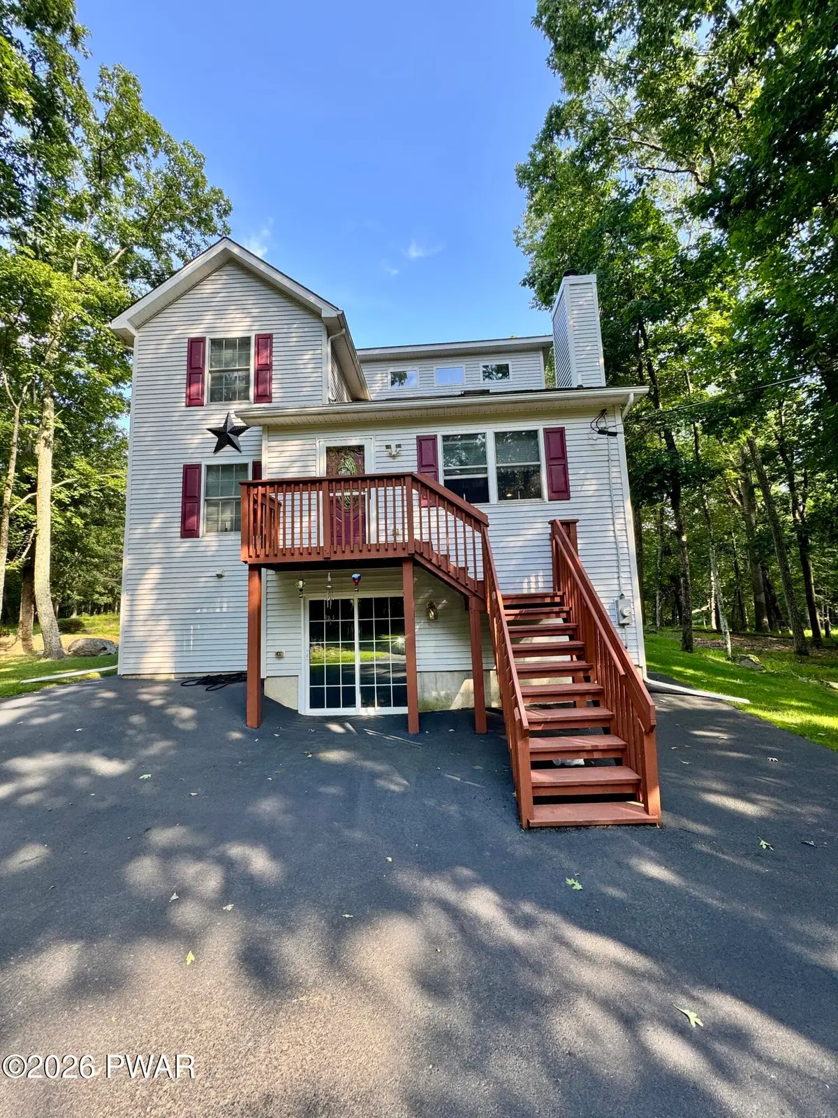 110 Stroud Court, Dingmans Ferry, PA 18328 - #1