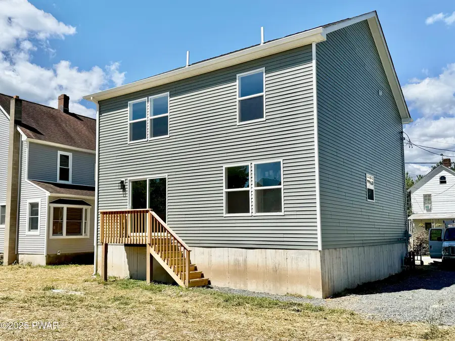 208 Ave I, Matamoras, PA 18336 - #3