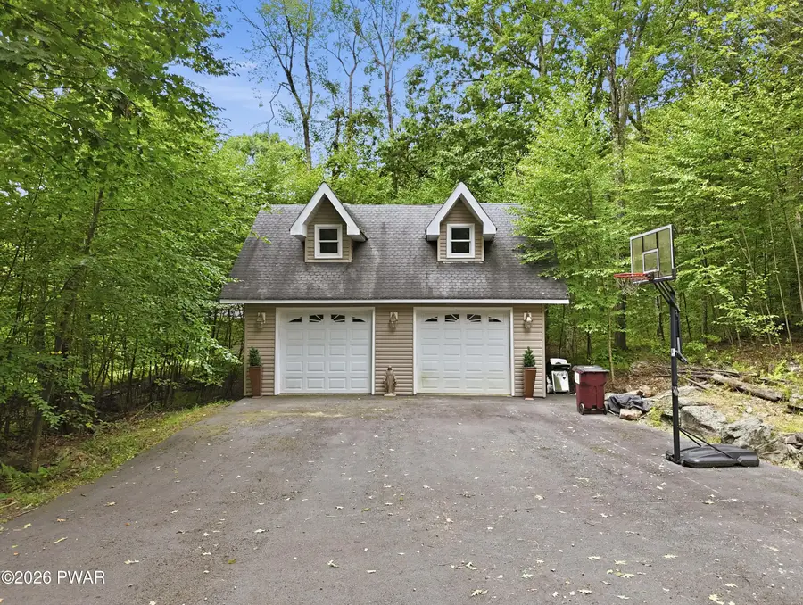 128 Gaskin Drive, Lords Valley, PA 18428 - #2