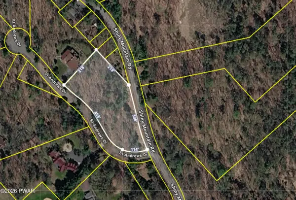 Shiny Mountain Road, Greentown, PA 18426