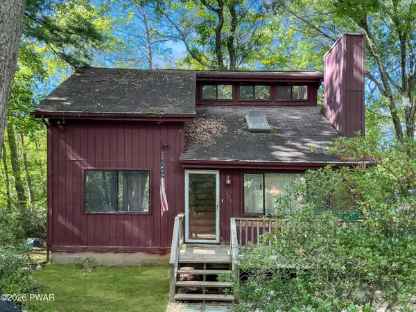 131 Colette Lane, Dingmans Ferry, PA 18328