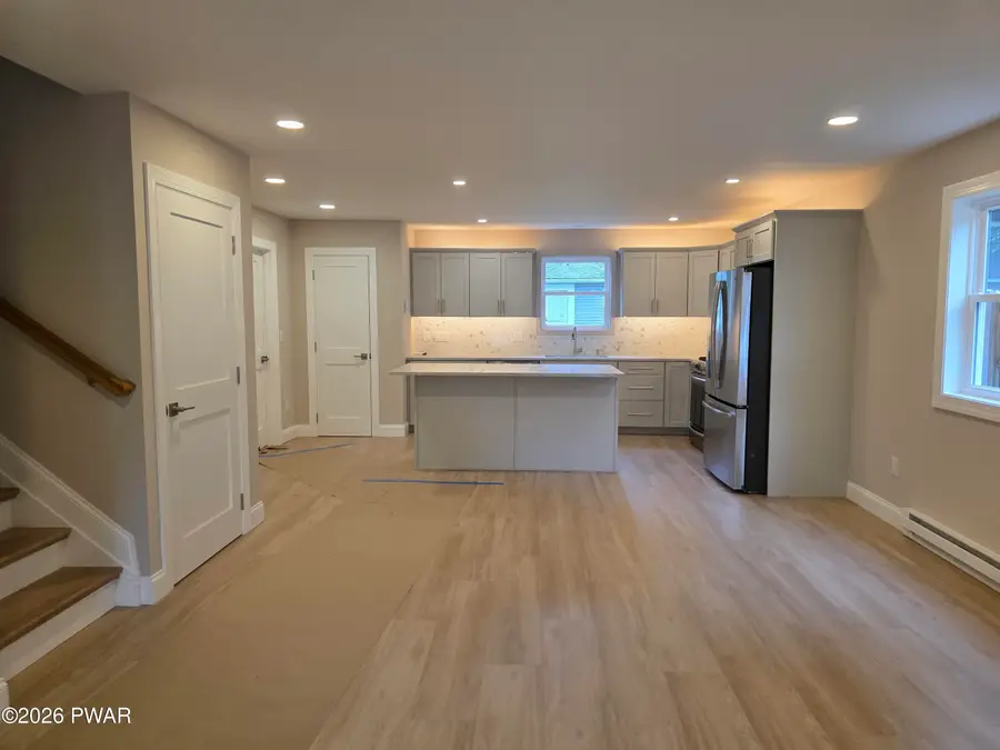 411 Avenue F, Matamoras, PA 18336 - #2