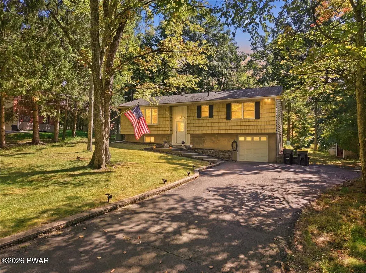 50 Woodledge Hills Drive, Hawley, PA 18428 - #1