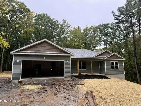 140 Parkers Glen Road, Shohola, PA 18458