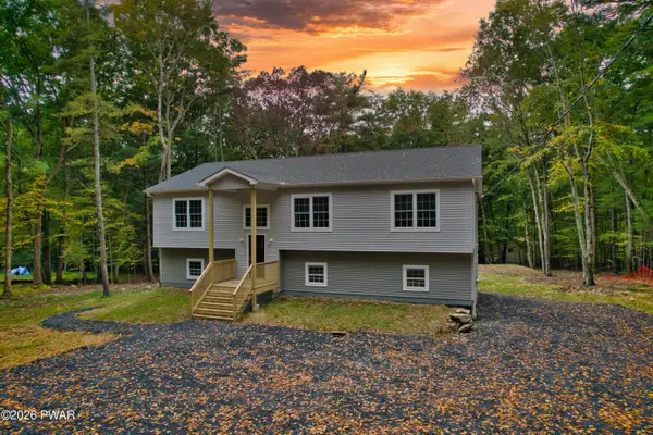 105 Spice Bush Lane, Milford, PA 18337