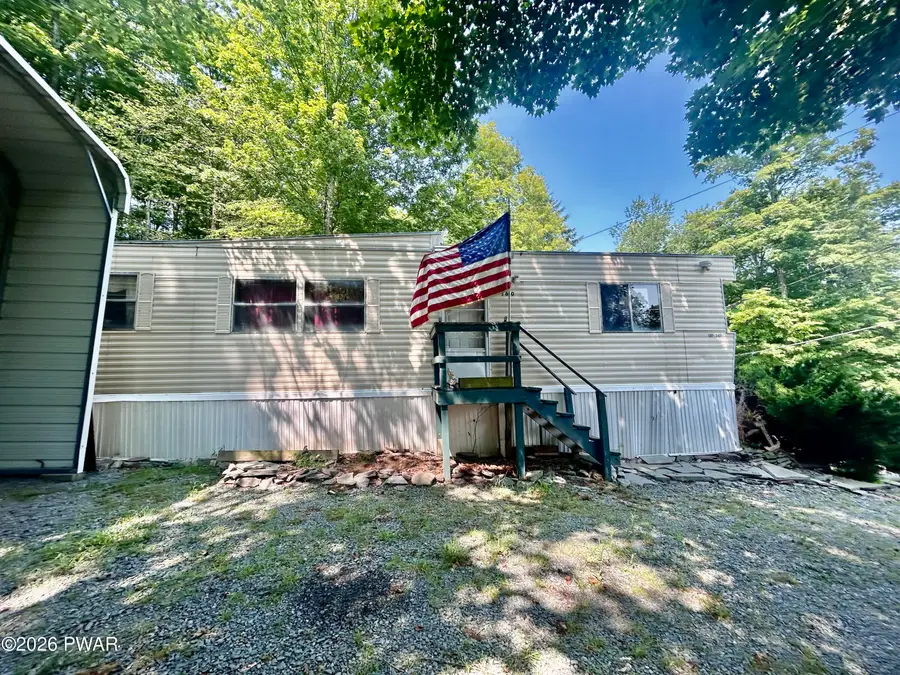 160 Oak Drive, Greentown, PA 18426 - #2