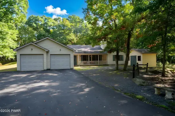 803 Jefferson Court, Lords Valley, PA 18328