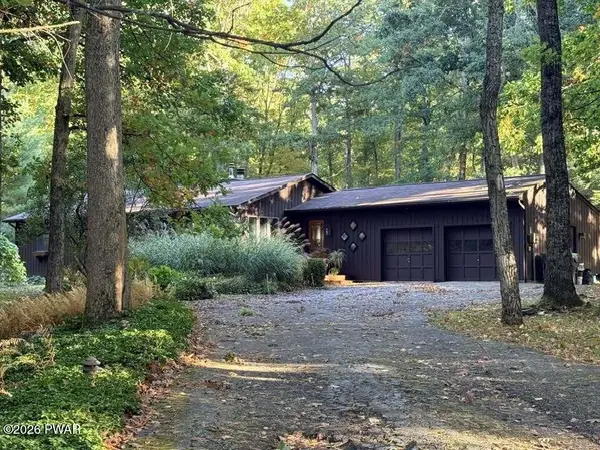 145 Parkers Glen Road, Shohola, PA 18458